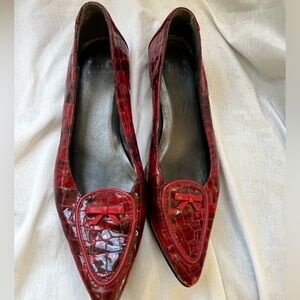 Stuart Weitzman Ballet flat pointed toe shoe girly bows Sexy fun sophisticated